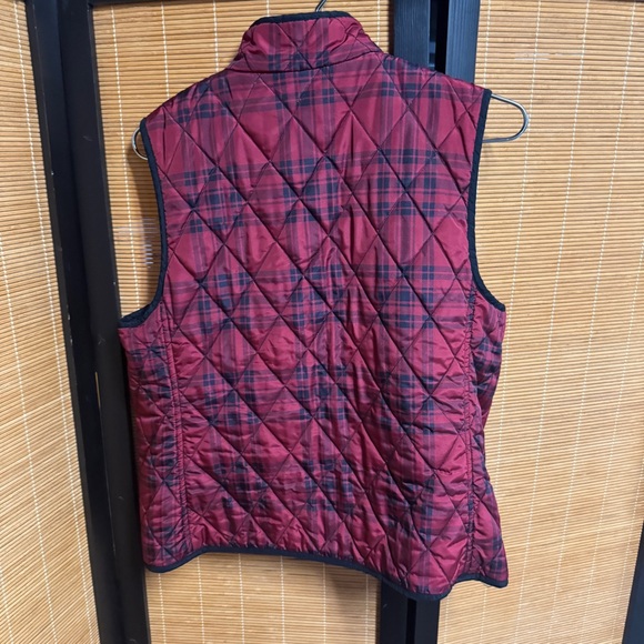 Croft & Barrow Red Black Plaid Vest - Picture 4 of 7